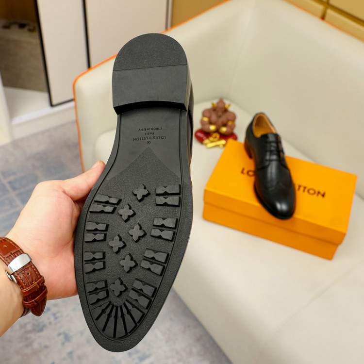 Picture of Louis Vuitton Shoes _SKU22722043SZ38-4413717